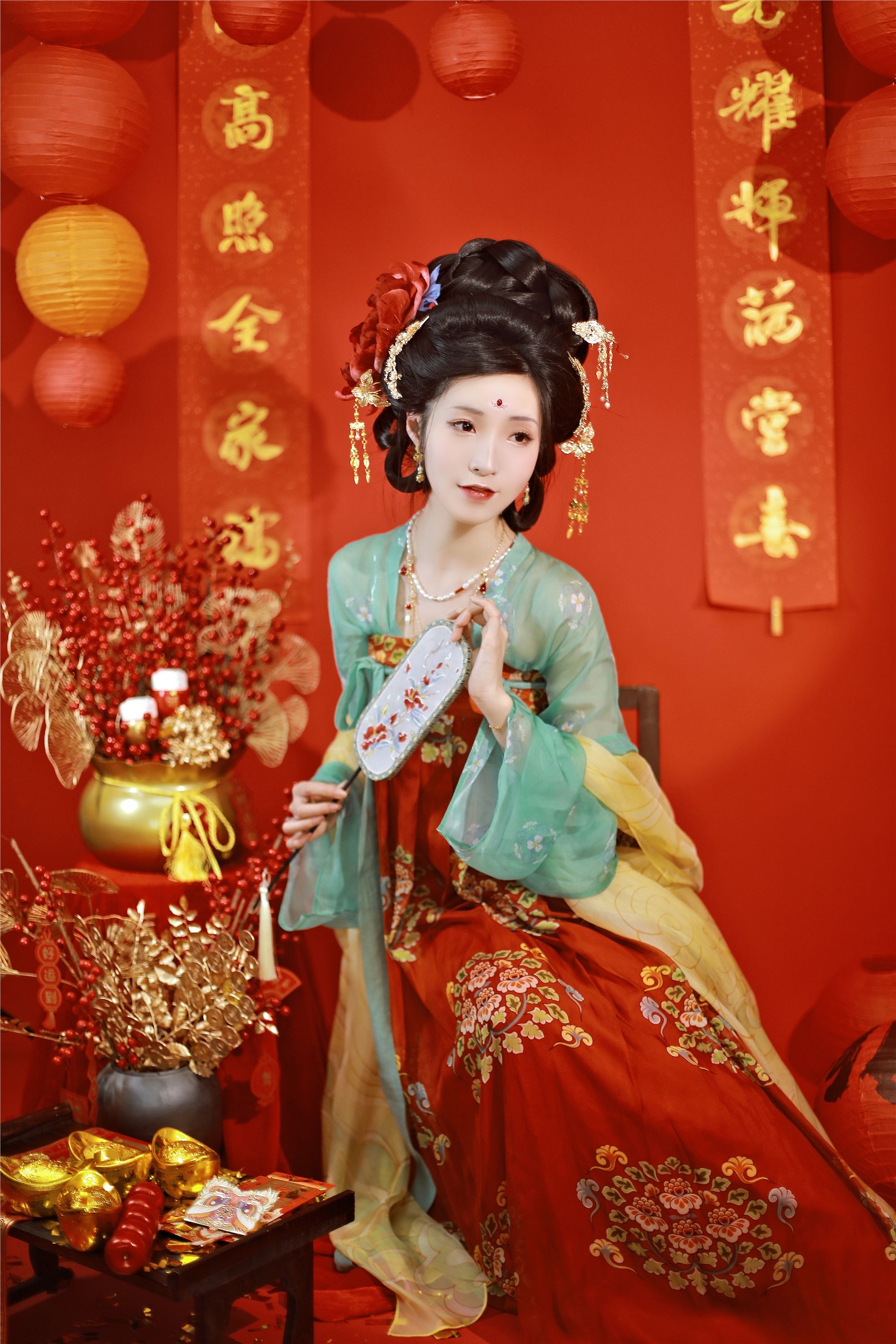 YITUYU艺图语 2025.01.31 烟火年年 李猜